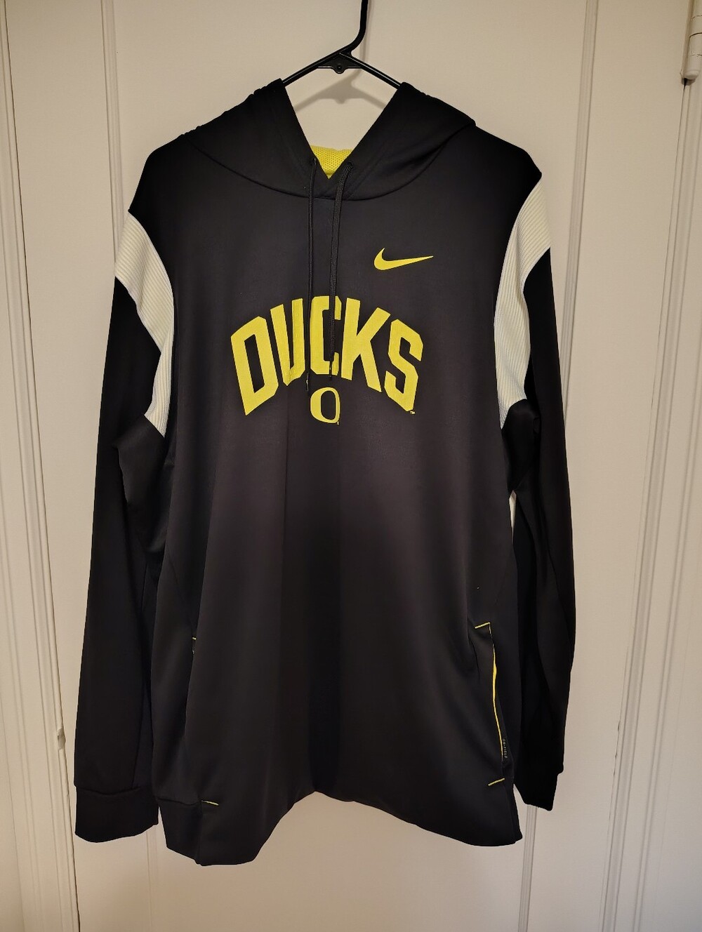 Nike Black & Yellow Ducks Zip-Up Sweater